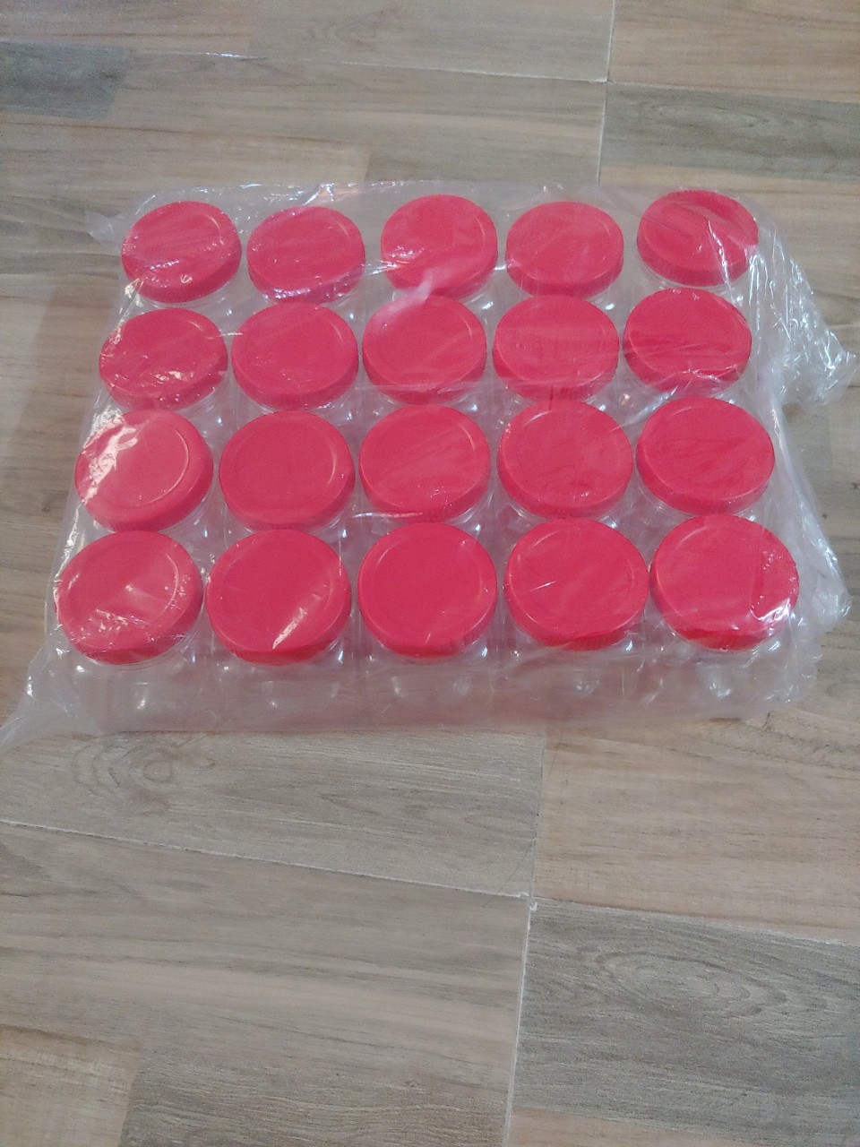 Hủ nhựa nắp vặn 135ml 20 lọ/lốc