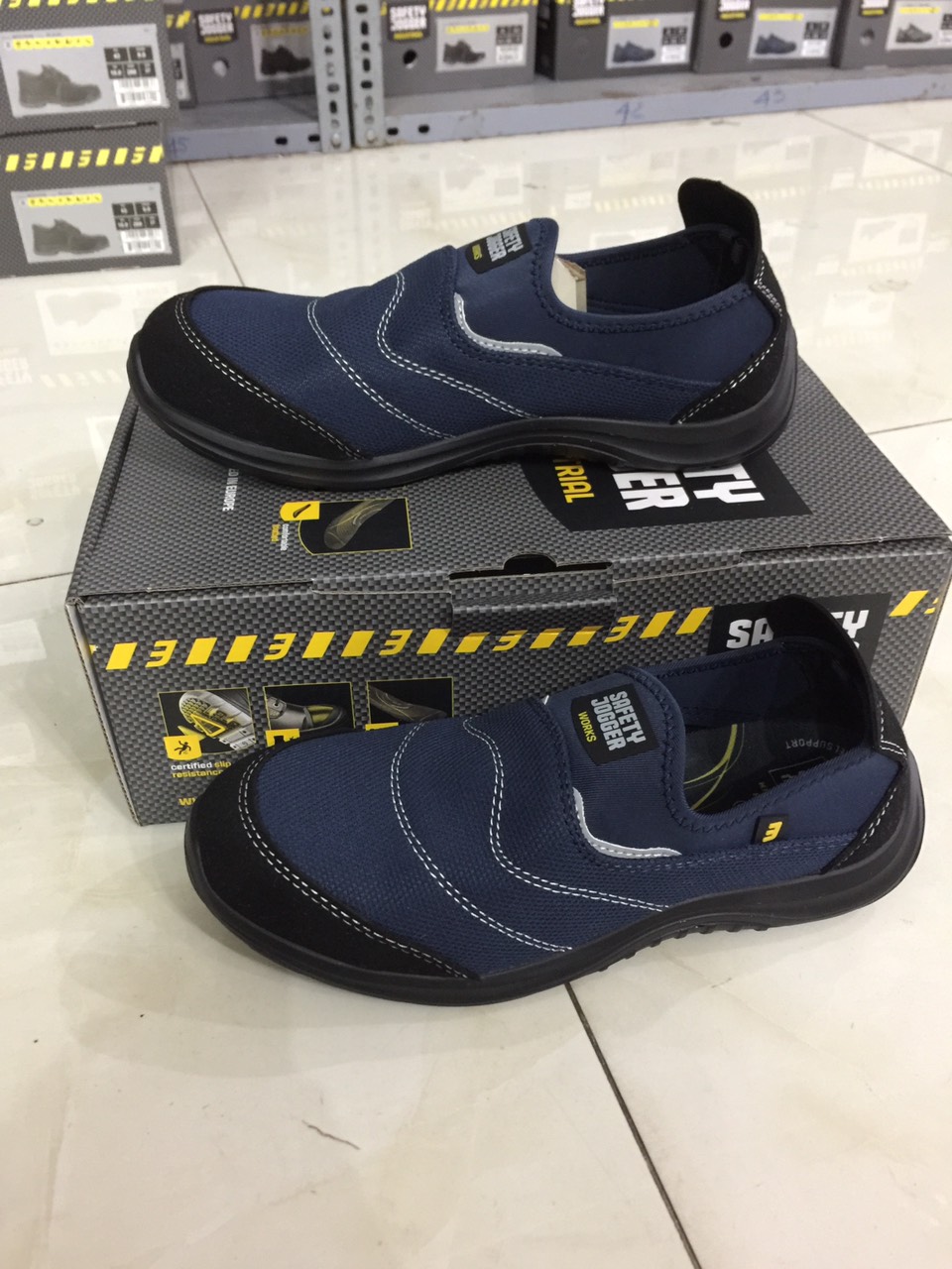 Giày Bảo Hộ Lao Động Safety Jogger Yukon Siêu Nhẹ, Thoáng Khí, Chốn Trơn Trượt