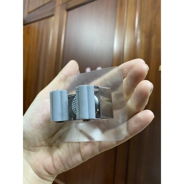 Móc treo nhà tắm chất liệu INOX 304 móc chổi, búi rửa bát, bàn chải... có keo dính và ốc vít