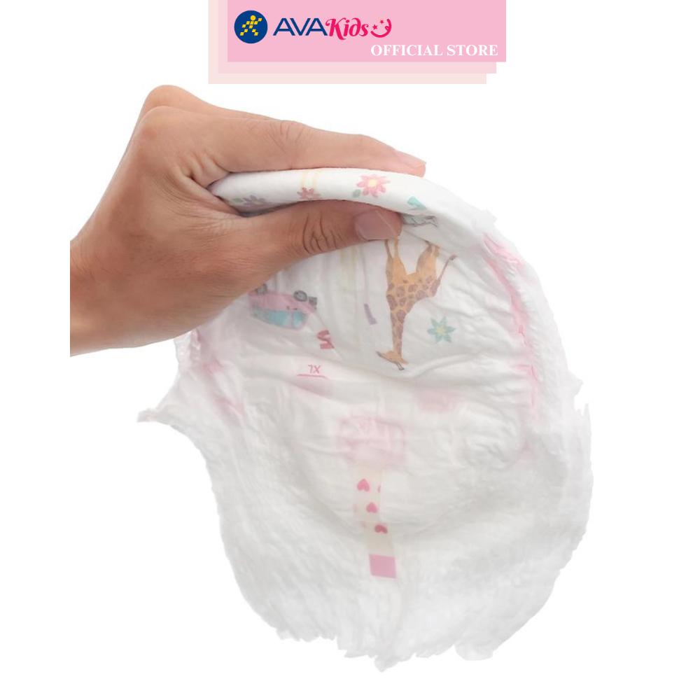 Tã quần cho bé gái Moony man size XL 38 miếng (12 - 22 kg)