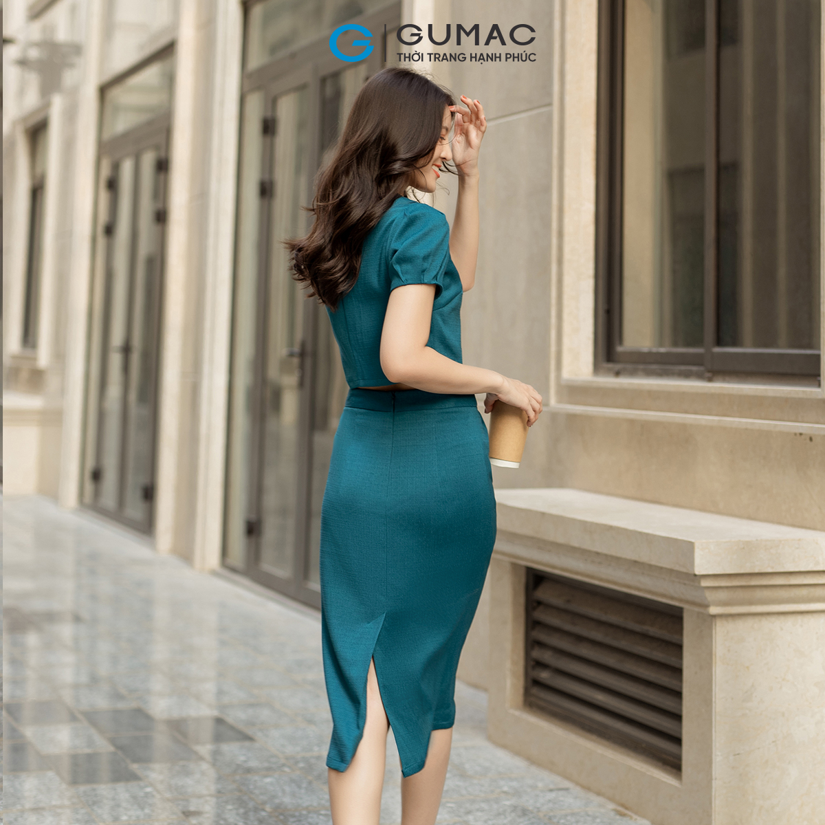 Set lẻ Áo croptop tay phồng GUMAC AD05017 - Chân váy suông xếp ly VD05018
