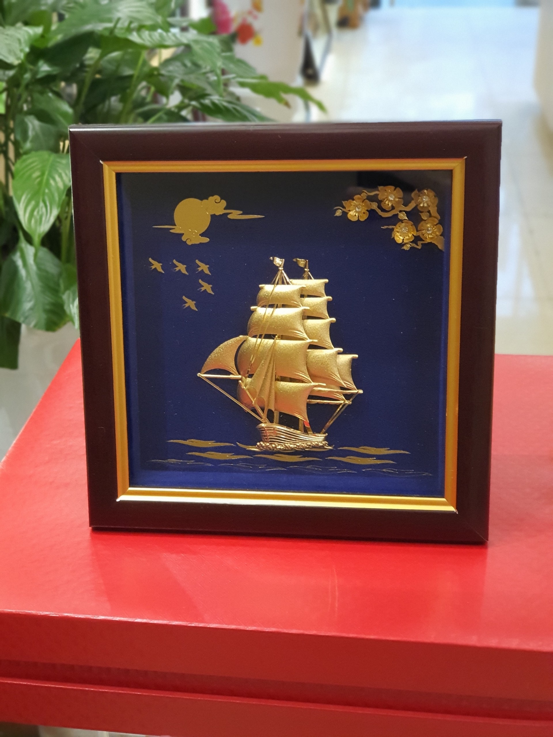 Tranh thuyền thuận buồm xuôi gió (20x20cm) MT Gold Art- Hàng chính hãng, trang trí nhà cửa, quà tặng sếp, đối tác, khách hàng.