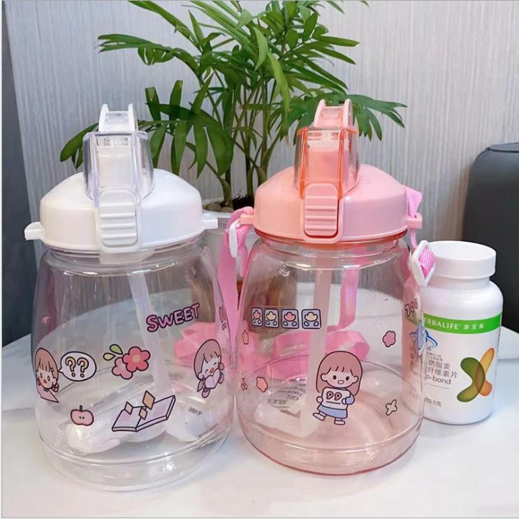 Bình Đựng Nước Cute Bụng Bự Dung Tích 1300ml Có Ống Hút Kèm Dây Đeo Cực Tiện Lợi Xinh Xắn Dễ Thương Tặng Kèm Sticker