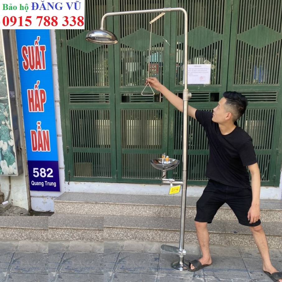 Bồn rửa mắt khẩn cấp kết hợp vòi sen tắm khẩn cấp