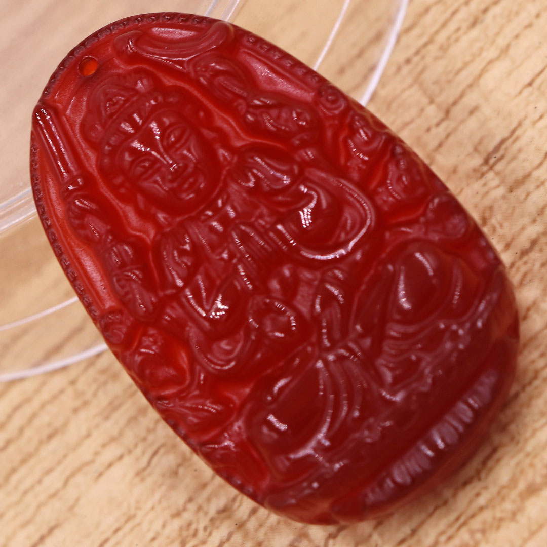 Mặt dây chuyền Thiên thủ thiên nhãn bồ tát mã não đỏ 3.6 cm kèm vòng cổ dây dù đỏ, Phật bản mệnh, mặt dây chuyền phong thủy, Quan âm bồ tát