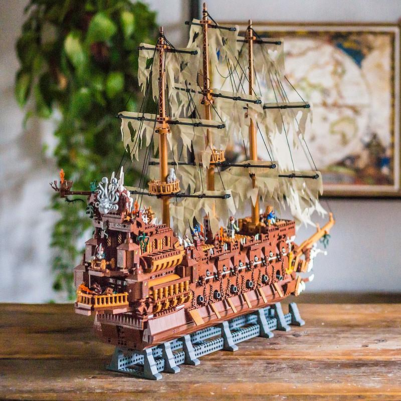 Đồ chơi Lắp Ráp Thuyền Cướp biển Tàu Hà Lan Bay Caribe 16016 - Lion King X19073 Movie Flying Dutchman - 3652 mảnh ghép