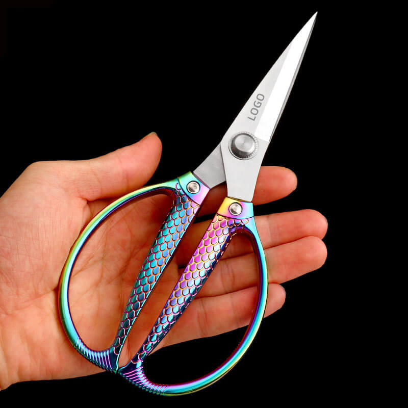 Kéo hợp kim TITAN Double Fish Pattern MÃ DT163
