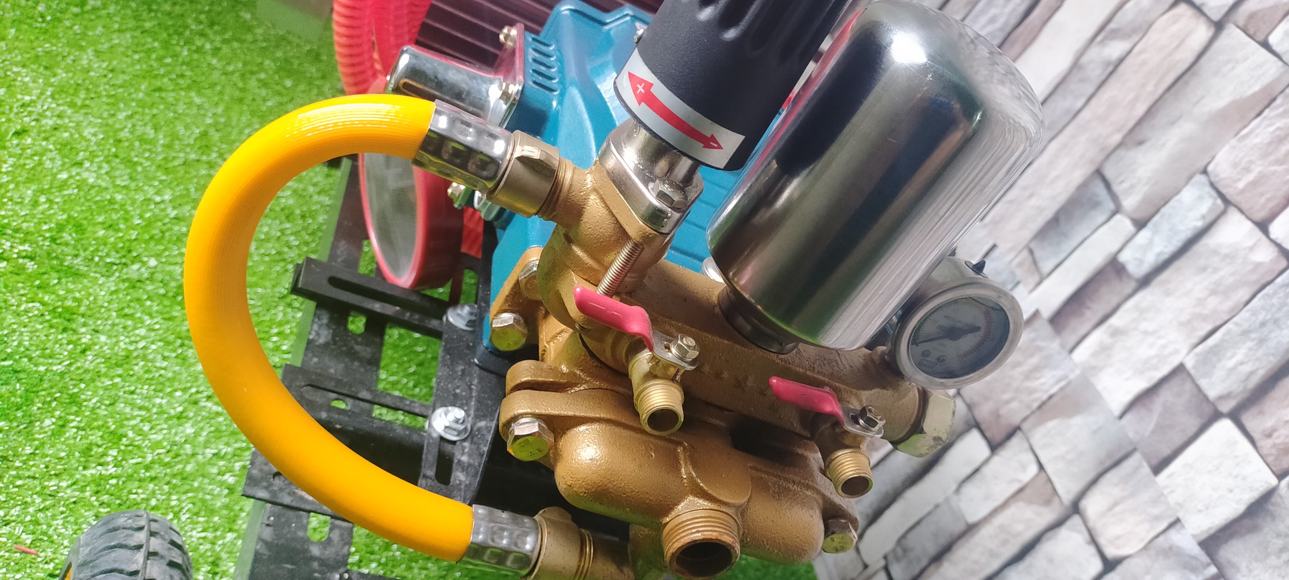 BỘ MÁY XỊT RỬA XE KÉO DÂY CUDROA AMAXGOLD AM22 - HÀNG CHÍNH HÃNG