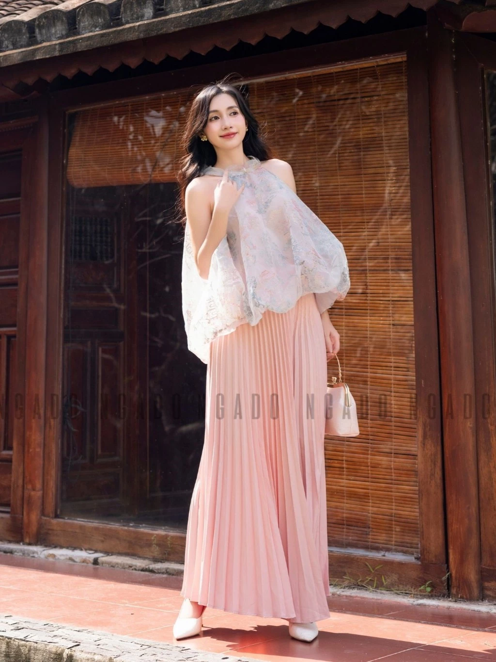 Chân váy dập ly hồng NGADO , chân váy xòe dáng dài