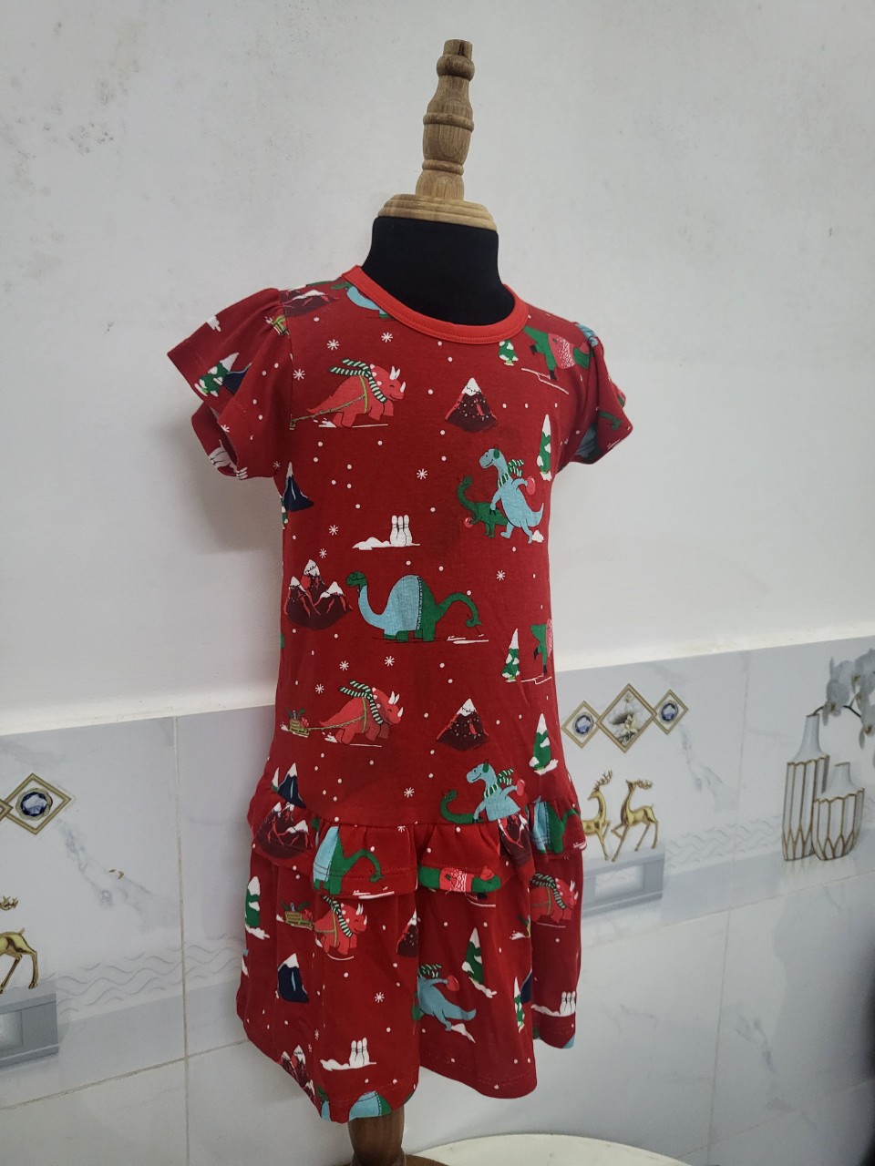 ĐẦM BÉ GÁI 2 BÈO ĐỎ HV NOEL