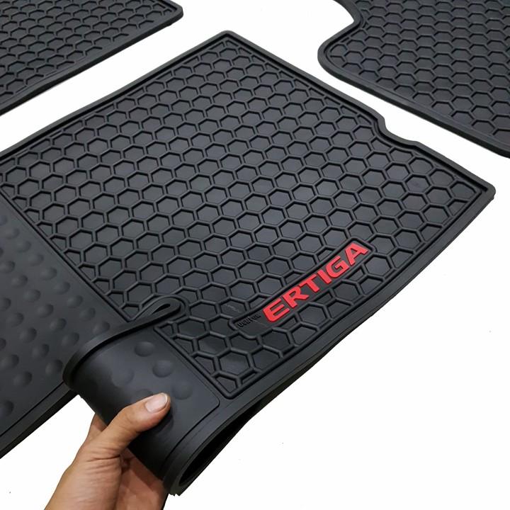 Thảm sàn, lót sàn cao su 3D cho Suzuki Ertiga 2019
