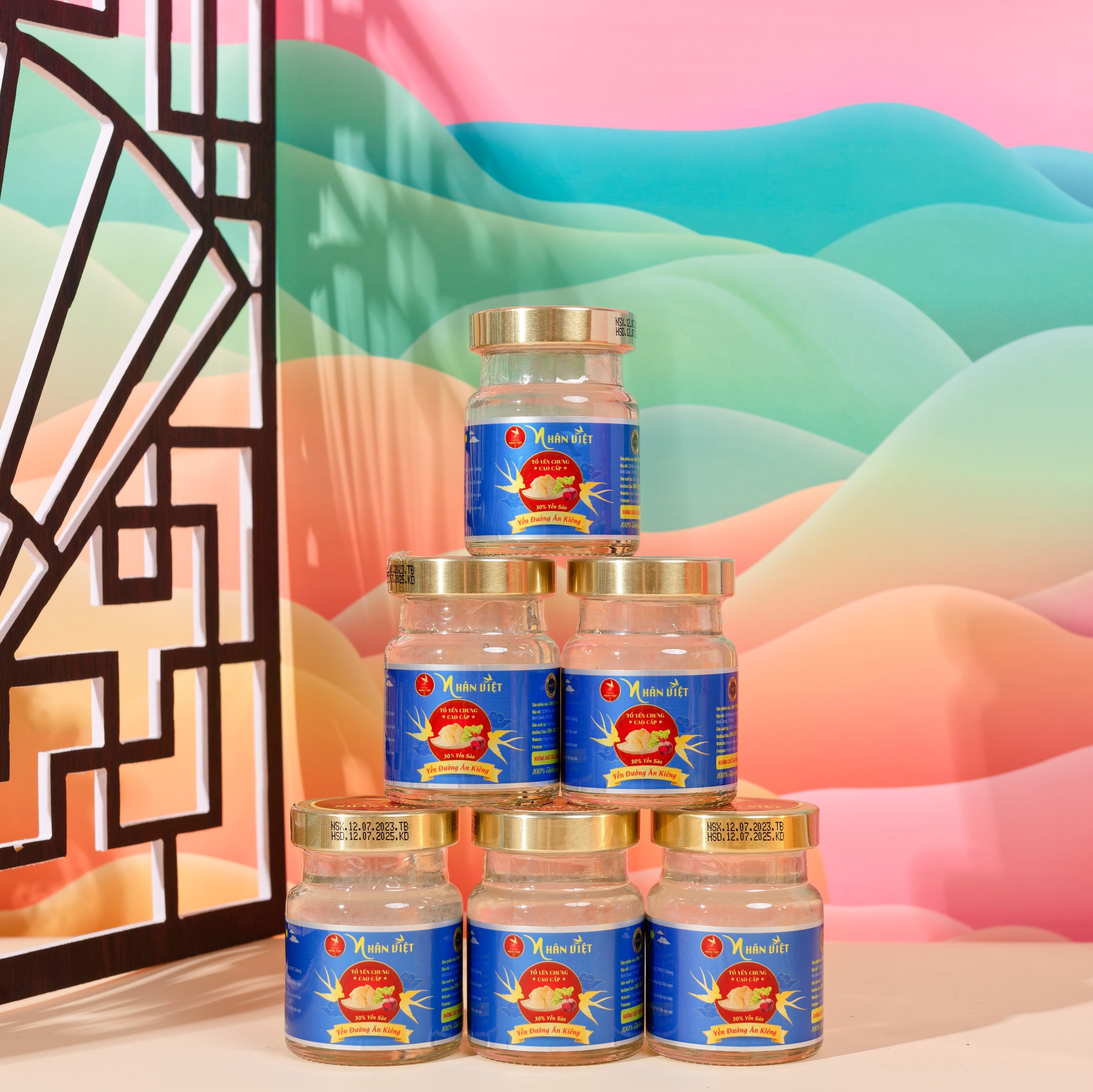 Hộp Quà 6 Hũ Yến Sào Chưng Đường Kiêng Nhân Việt 30% Yến 70ml/Hũ