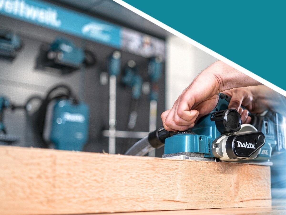 MÁY BÀO DÙNG PIN 82 MM MAKITA DKP181ZU  - HÀNG CHÍNH HÃNG
