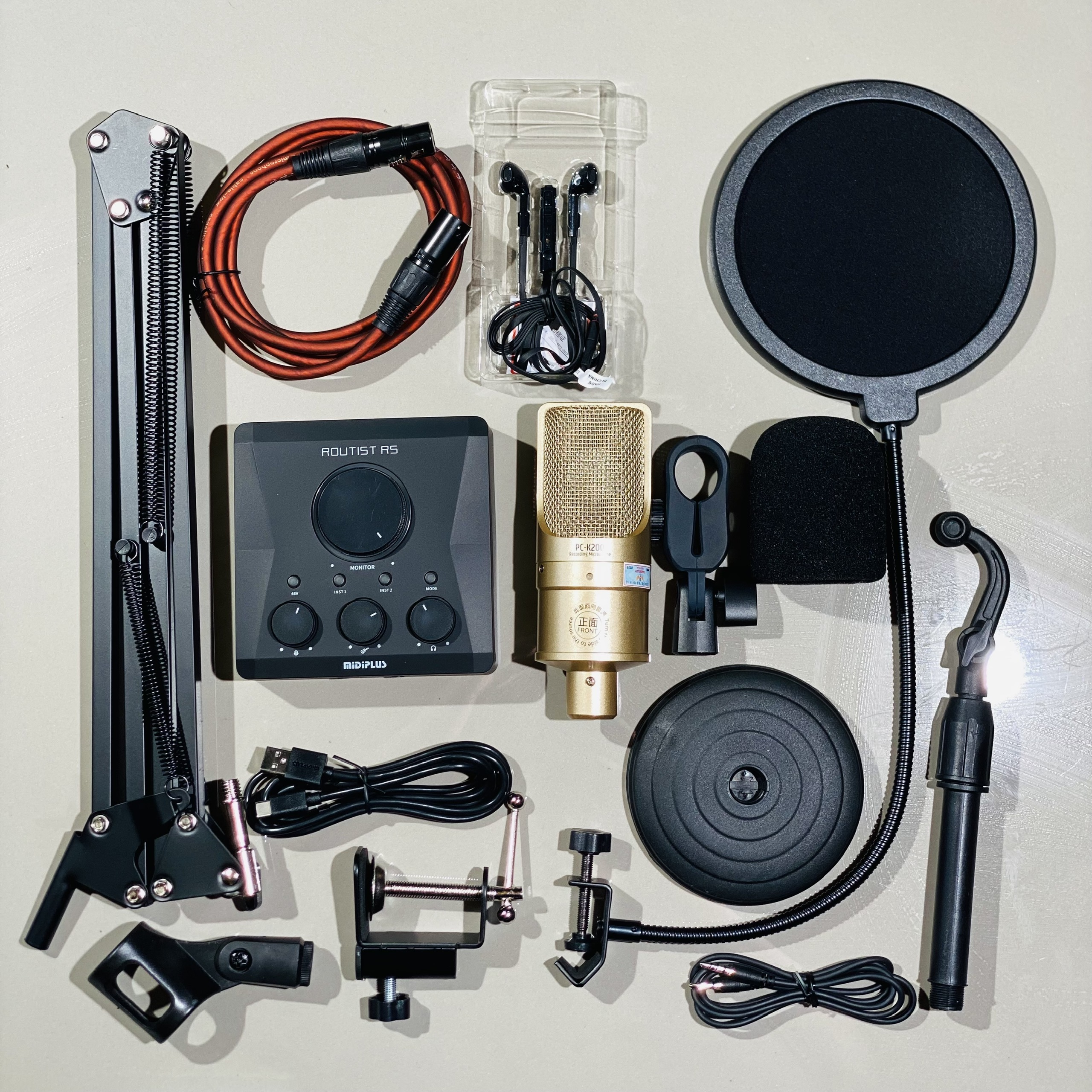 Combo chuyên Thu Âm Dùng Phần Mềm Livestream Chuyên Nghiệp sound card Routist RS GEN II và micro thu âm Takstar K200 hàng nhập khẩu