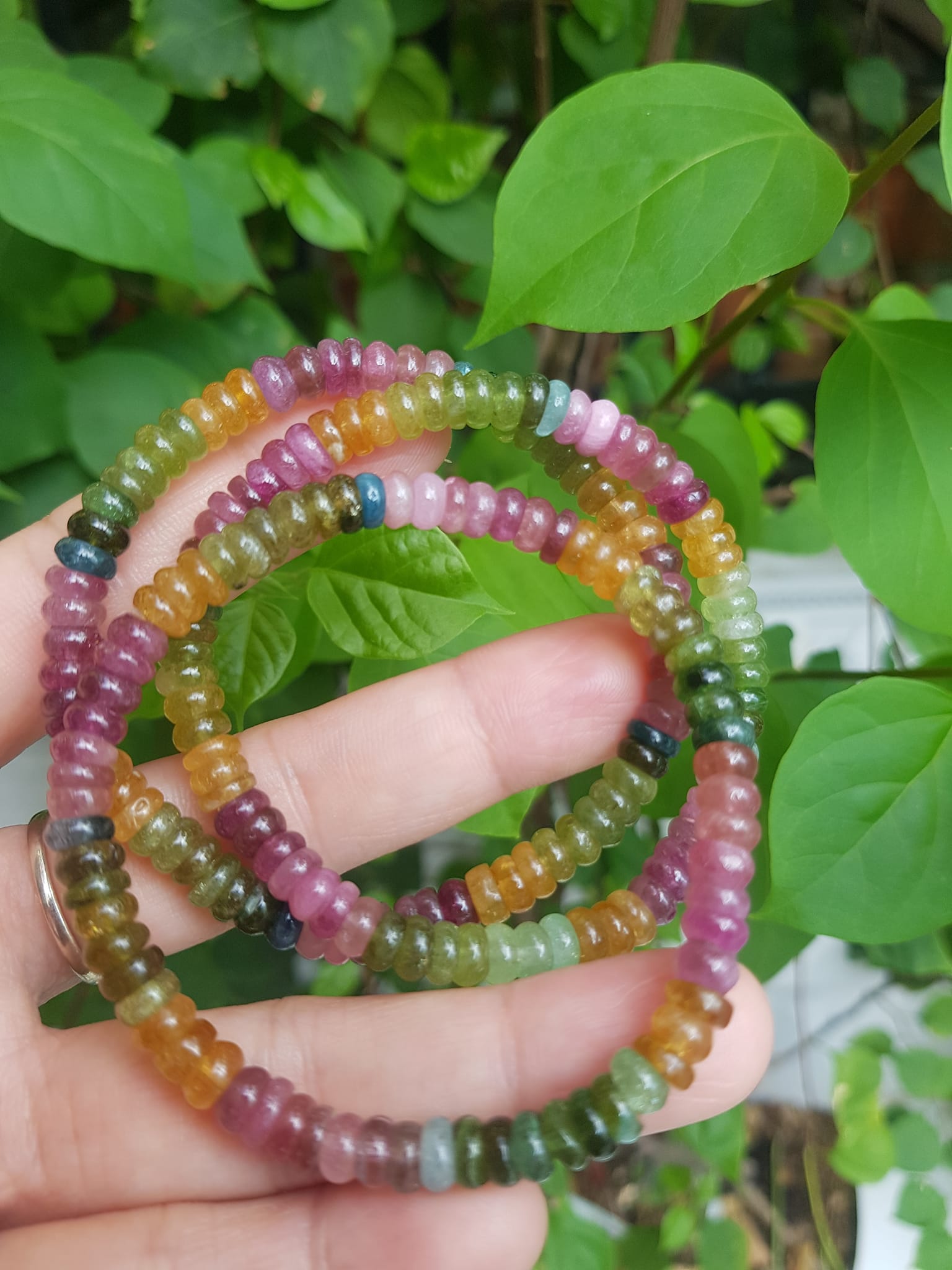 Vòng Tay Phong thủy may mắn Chất liệu Đá Tourmaline bánh xe đẹp tự nhiên màu đẹp Nữ tất cả các mệnh đeo vừa đẹp vừa xinh tốt cho sức khỏe ạ