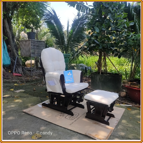 Ghế trượt thư giãn  Rocking Chair Juno Sofa màu nâu kem KT 70 x 74 x 102 cm