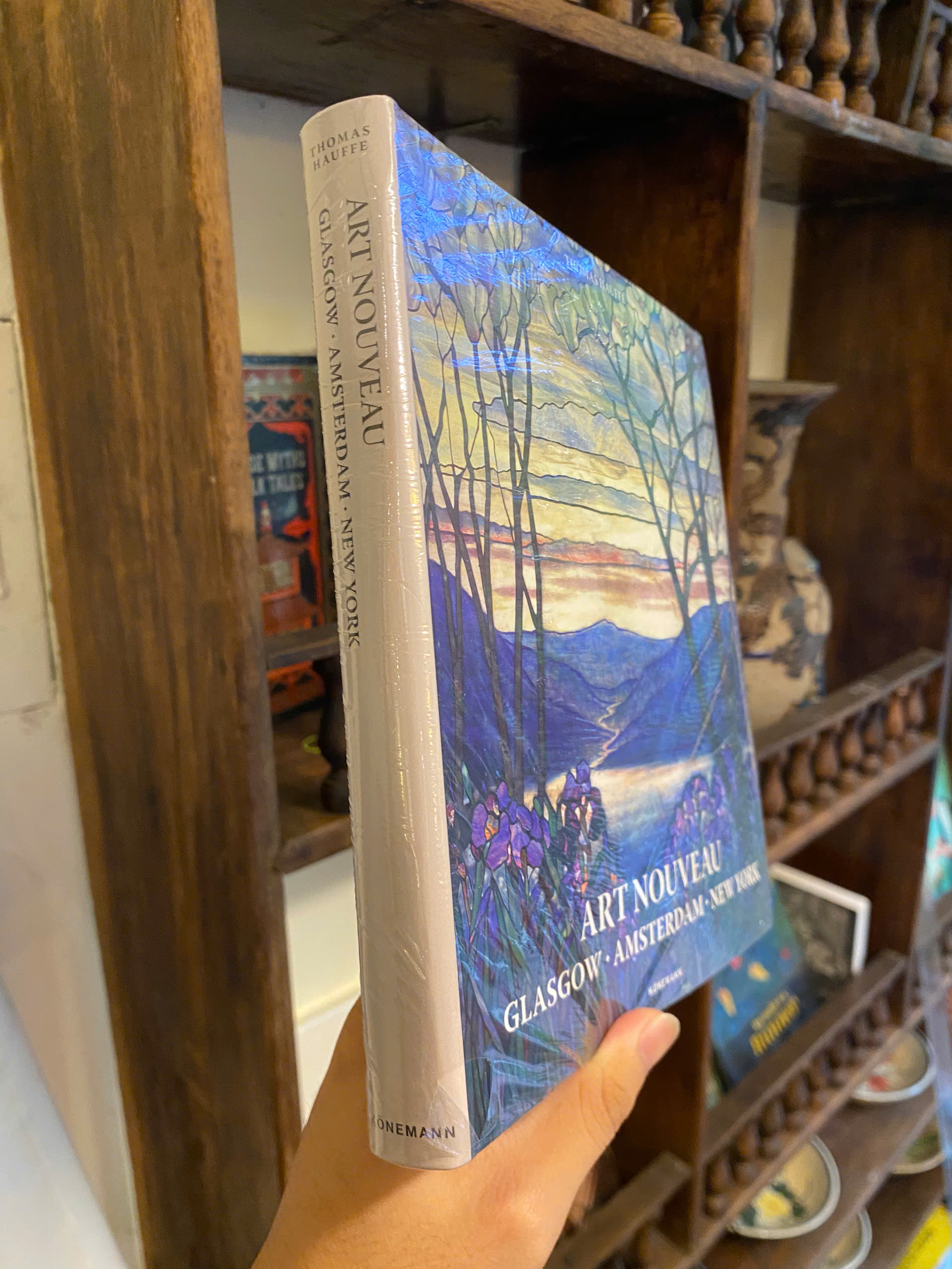 Sách - Art Nouveau: Glasgow, Amsterdam, New York by Thomas Hauffe / Art Book in English / Ngoại văn