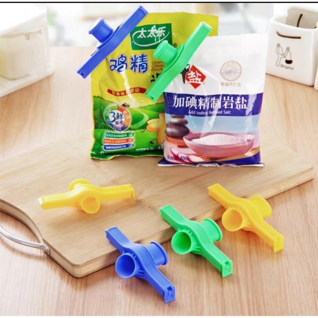 PVN17292 Kẹp nhựa niêm phong miệng túi T2