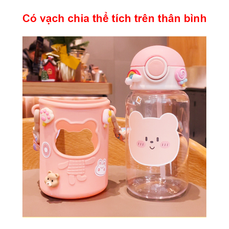 Bình nước cho bé đi học 620ml bằng nhựa PC chịu nhiệt tốt Baby-S, Bình uống nước cho bé có ống hút tặng kèm túi silicon và dây đeo tiện lợi – SBN013