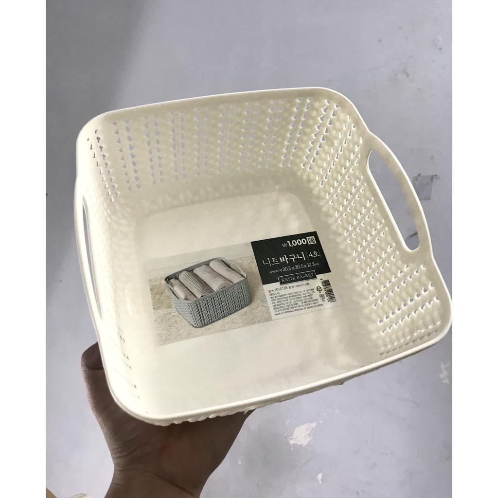 Rổ Nhựa Đựng Đồ Knit Số 4 Hàn Quốc KT: 20.5x20.5x10.3 Cm