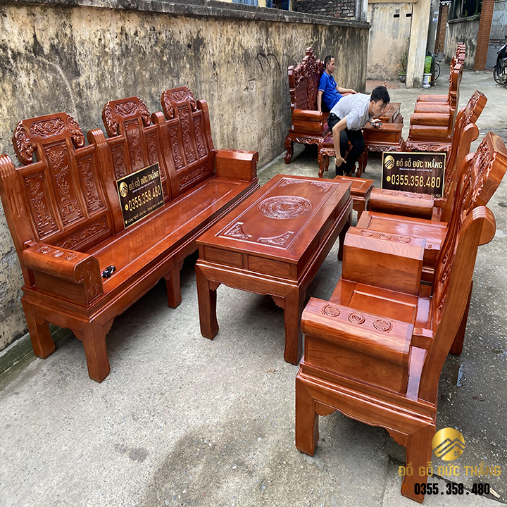 Âu á chuơng voi tay hộp gỗ sồi nga