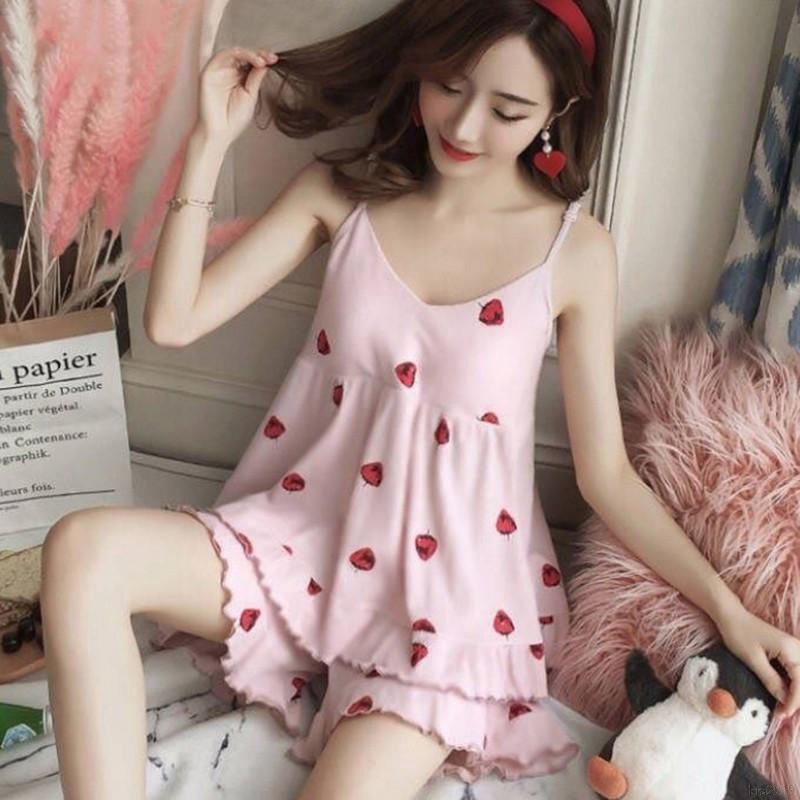 Bộ đồ ngủ áo dây cổ chữ V hinh dâu tây + quần short cho nữ