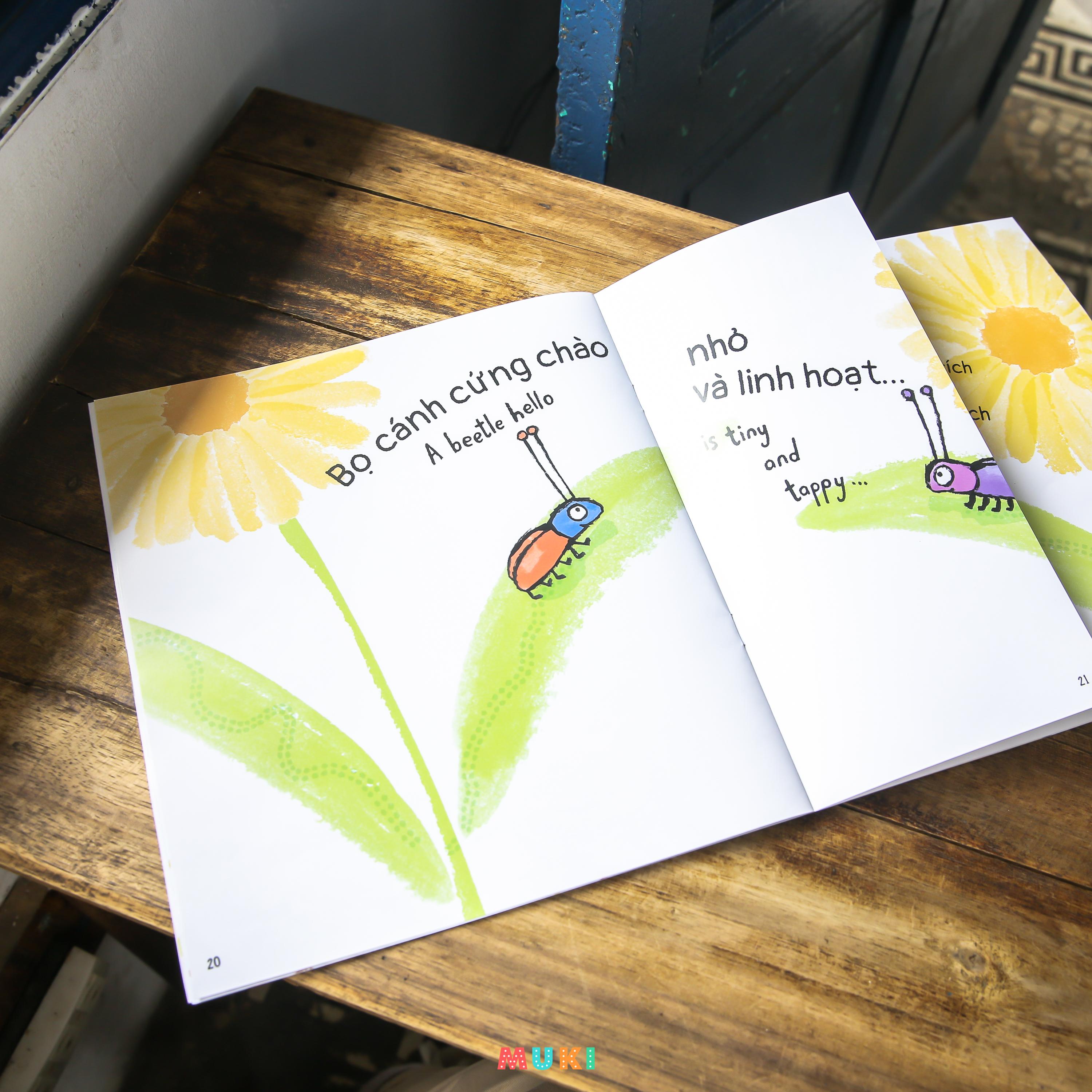 Ehon Song Ngữ Anh - Việt - Chào Như Thế Này! - Say Hello Like This! (Từ 1 - 6 Tuổi)