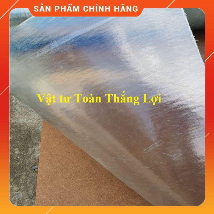 Tôn nhựa lấy ánh sáng màu trắng mờ che nắng mưa đều được