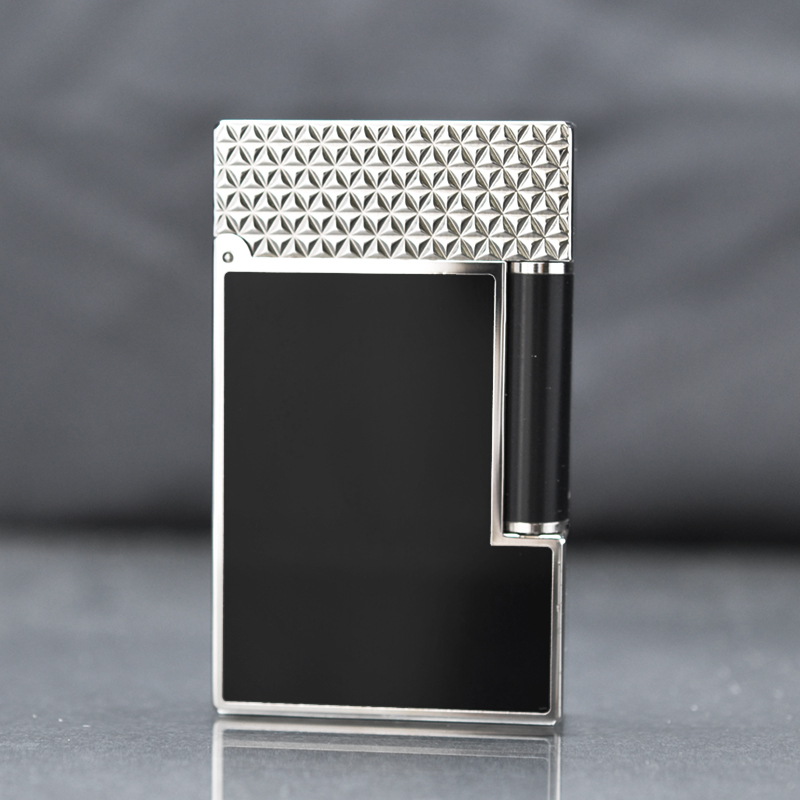 Vỏ Hột Quẹt Bật Lửa Upon D143T Sơn Mài Đen Họa Tiết Kim Cương - Dùng Gas Đá Cao Cấp