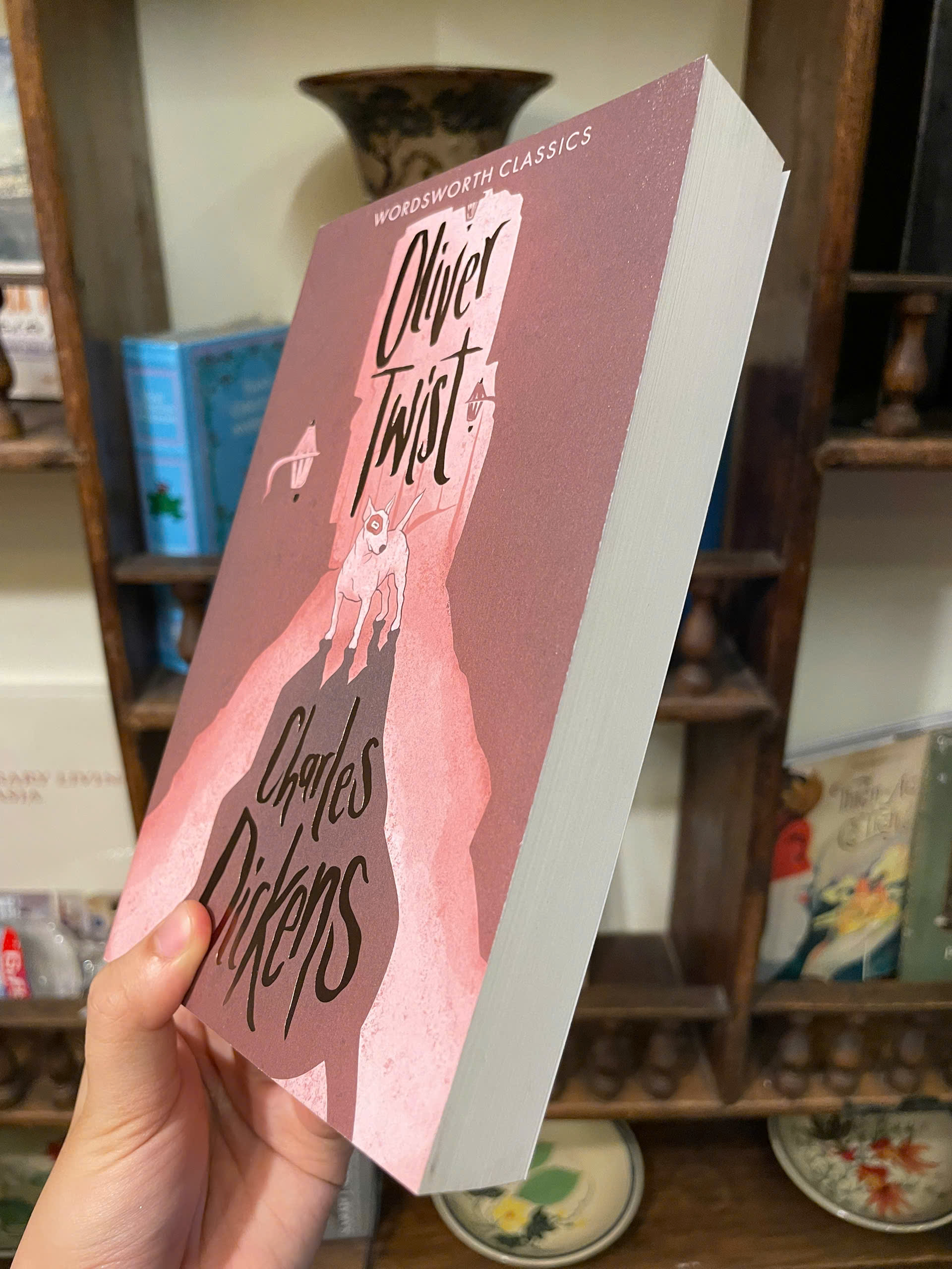 Sách - Oliver Twist (Wordsworth Classics) by Charles Dickens | English Historical Literature