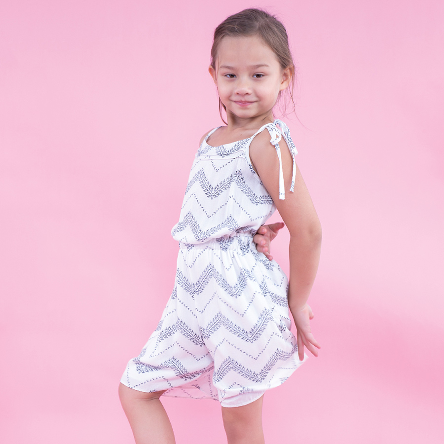 Jumsuit Bé Gái 2 Dây Sọc Ngang UGETHER UKID172