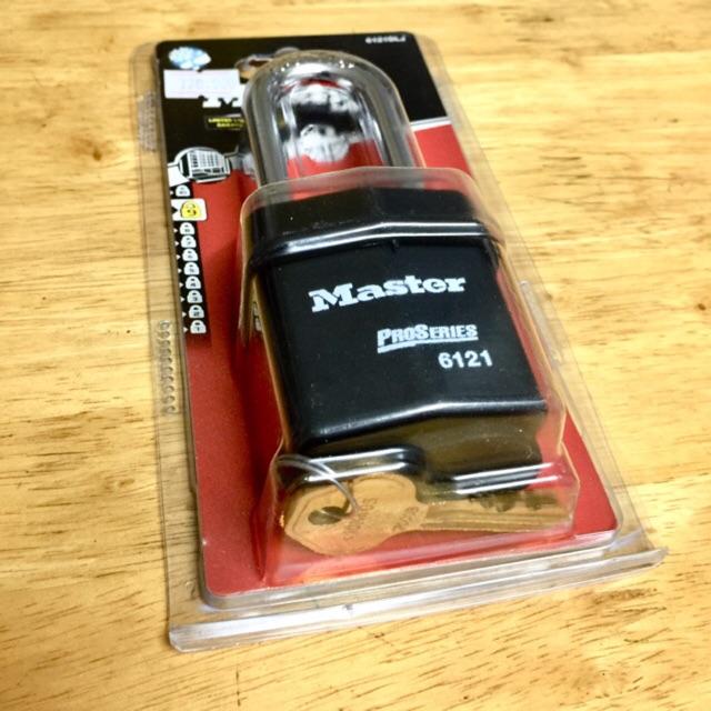 Ổ khóa thép Master Lock 6121 LJ thân rộng 54mm càng dài 64mm dòng ProSeries - MSOFT