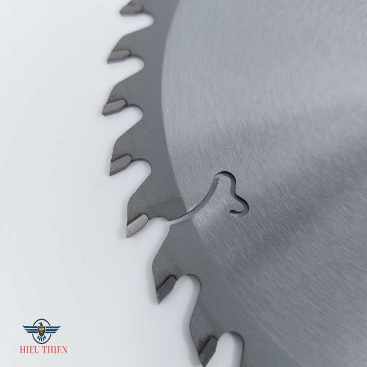 Lưỡi cắt gỗ hợp kim 180mm 40 răng SENKA