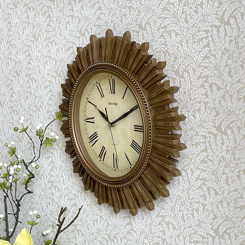 Đồng hồ Rhythm CMG887NR18,  Kt 37.0 x 37.0 x 4.3cm, Vỏ Polyresine. Dùng Pin.
