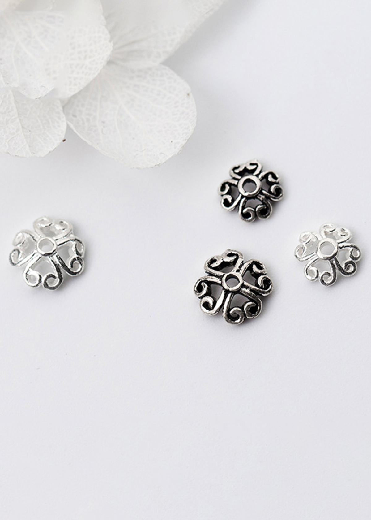 Combo 10 cái charm bạc trắng chụp hạt, bọc hạt họa tiết  hoa văn #3 - Ngọc Quý Gemstones