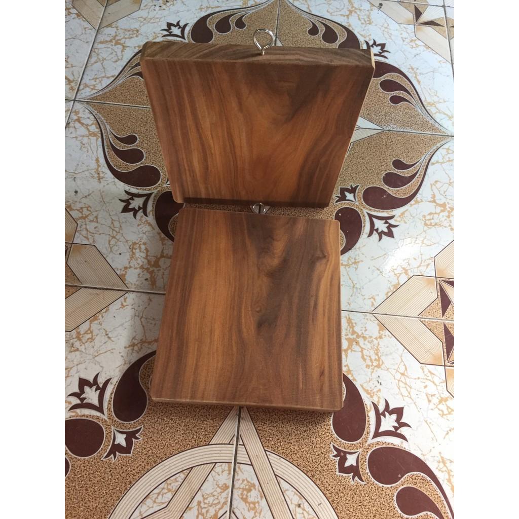 Thớt gỗ nghiến hình chữ nhật kích thước 34x24x2cm