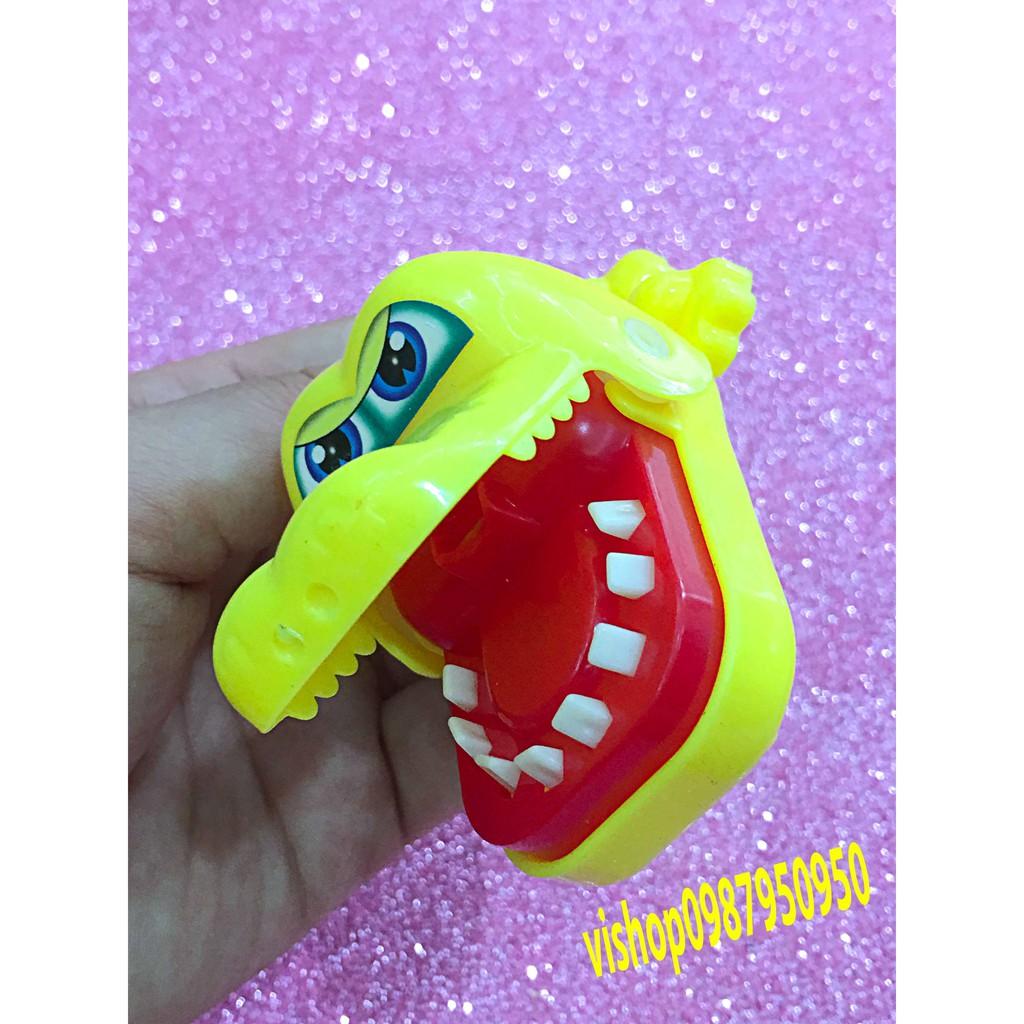 Combo 30 Móc khóa khám răng cá sấu các loại màu