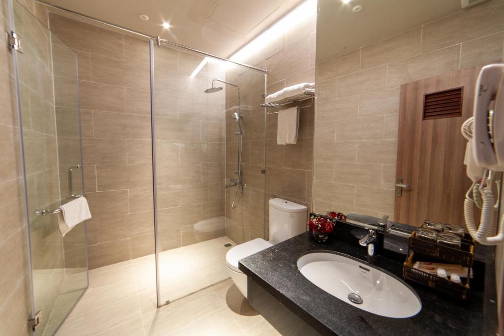 Combo 4N3D KS Rum Vang II Hotel Đà Lạt 3 Sao: VMB khứ hồi Hà Nội - Đà Lạt + Phòng Tiêu Chuẩn + Ăn sáng