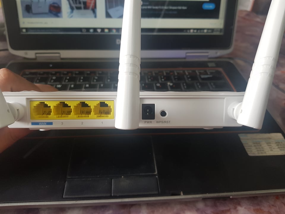 Bộ phát Wifi Tenda F3 tốc độ 300Mbps: 3 râu thu sóng