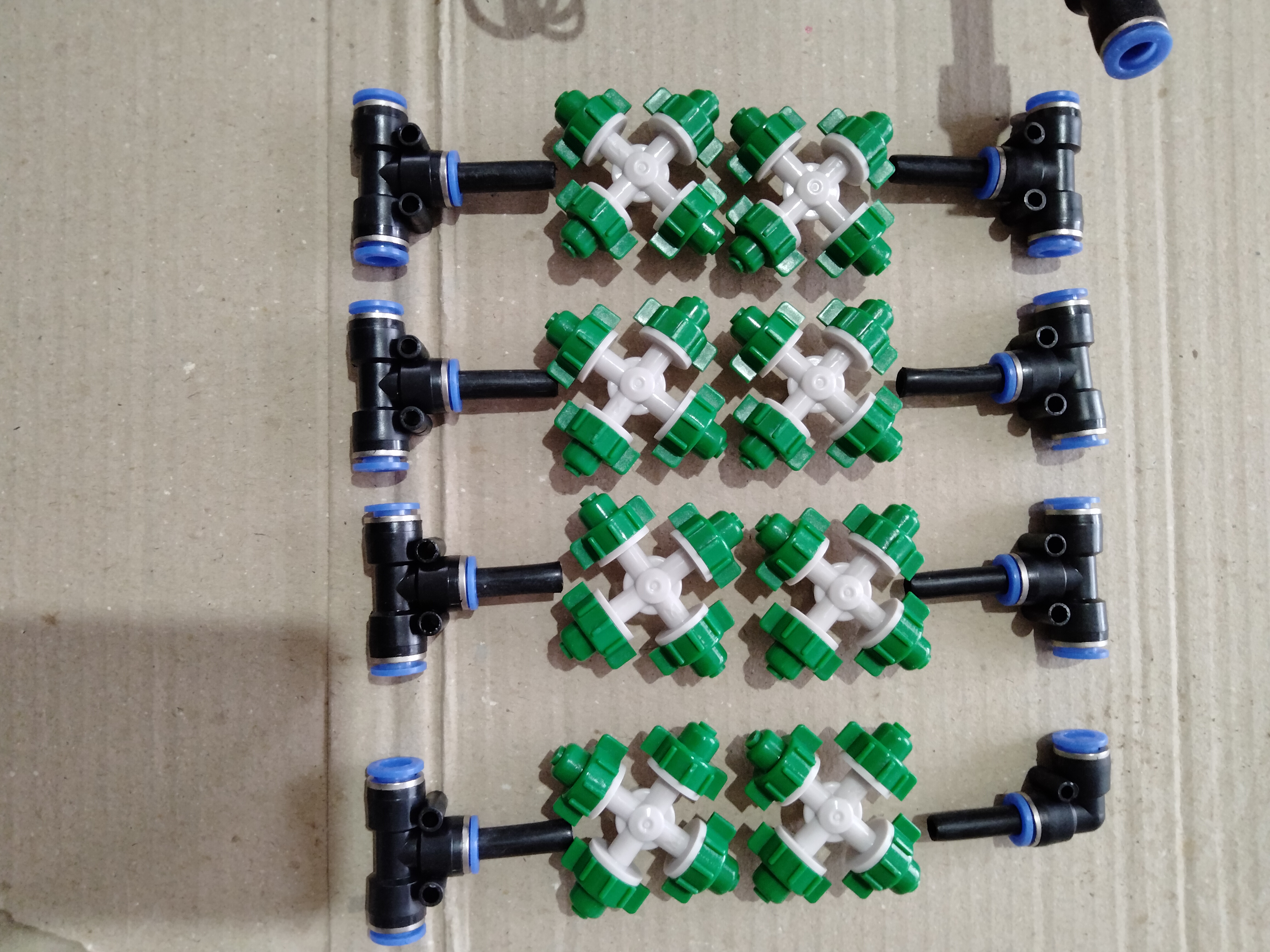 Bộ phun sương tưới lan 10 béc 4hướng