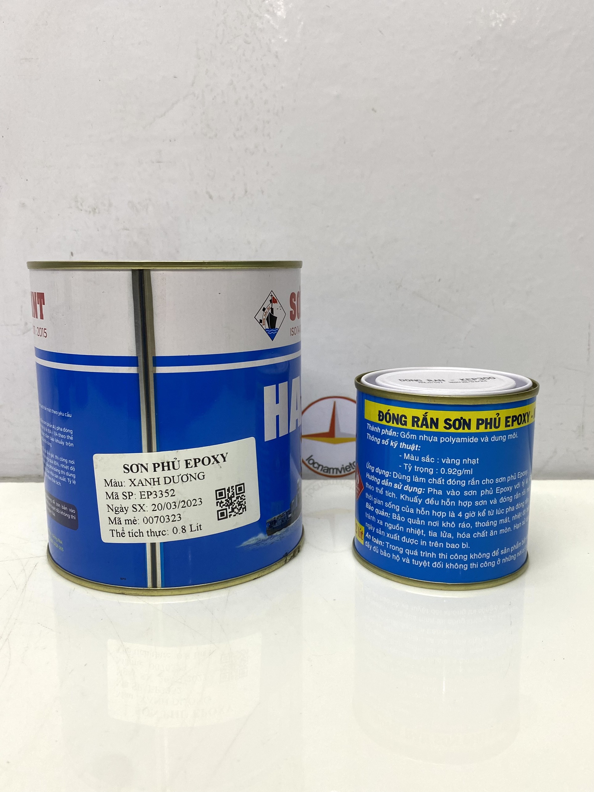 Sơn epoxy Hải Âu màu xanh dương EP352 1L/Bộ