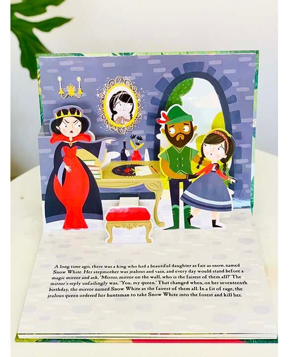 Snow White And the Seven Dwarves: Fairy Tale Pop-Up Book