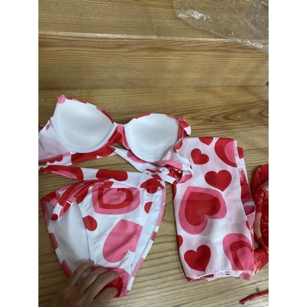 SET BIKIBI, ĐỒ BƠI ĐI BIỂN 3 MÓN ÁO GỌNG NÂNG NGỰC HỌA TIẾT TIM HỒNG TRẮNG KÈM KHĂN MẪU MỚI SEXY ODERI 111