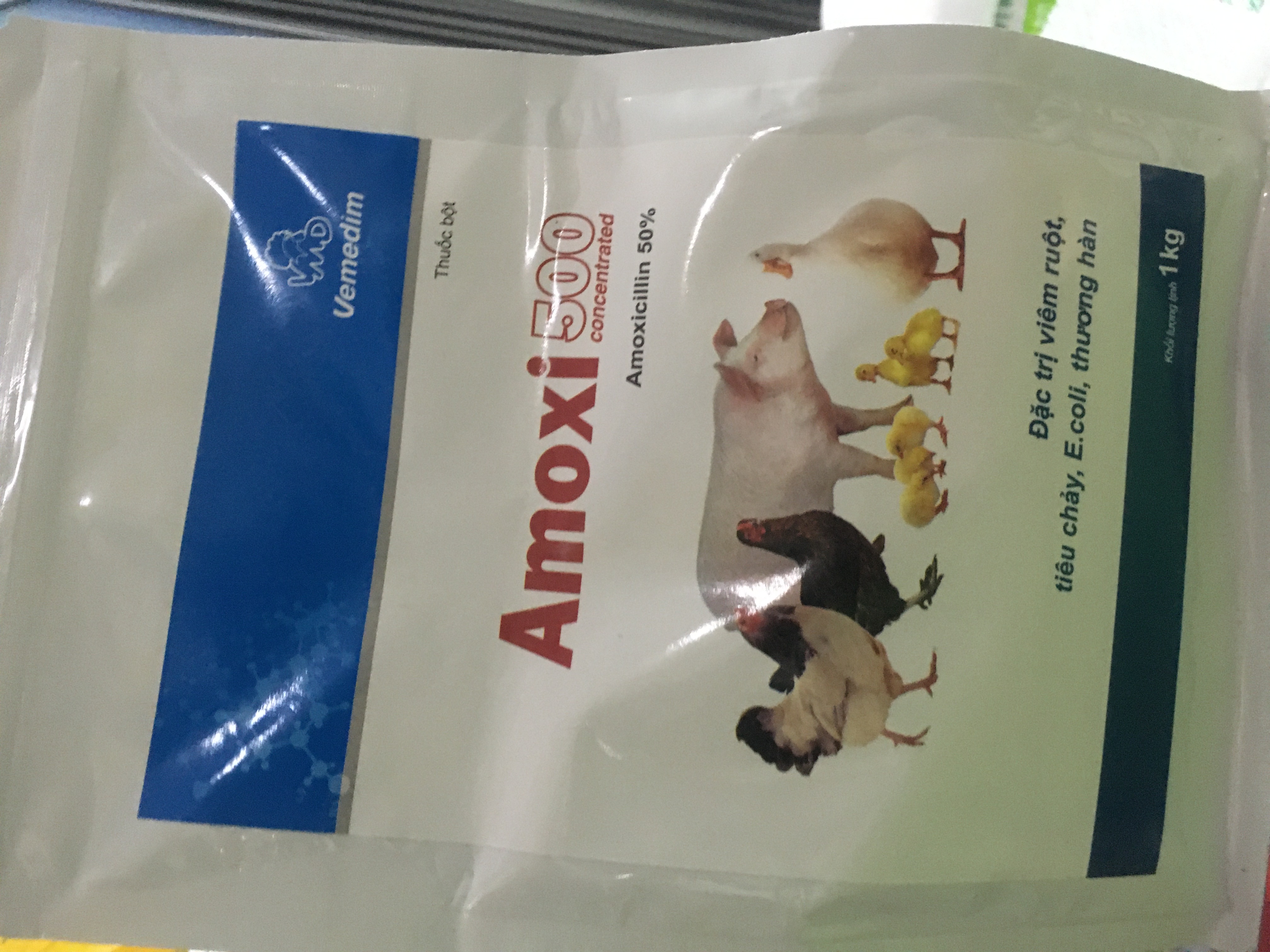 Amoxi 500 ngăn ngừa viêm ruột,tiêu chảy , ecoli, thương hàn cho heo gà vịt trâu bò vemedim