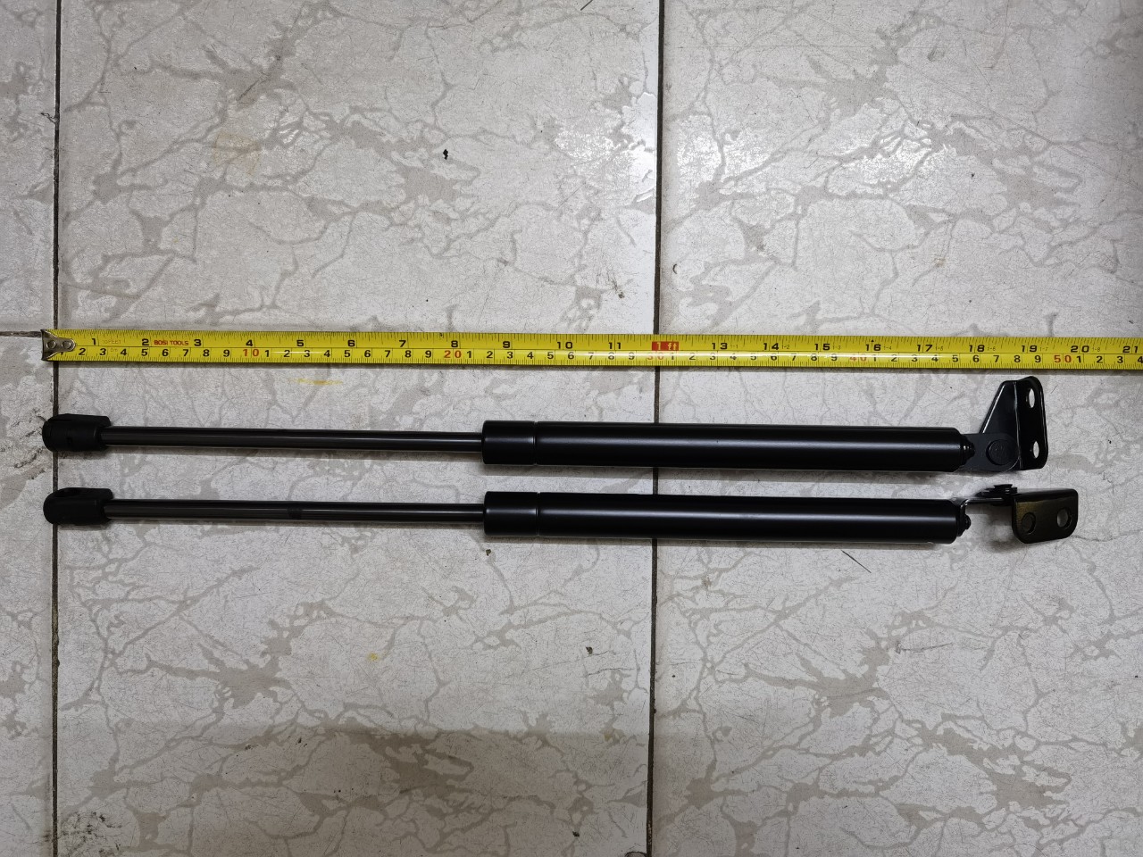Ty chống cốp sau Mazda CX-5