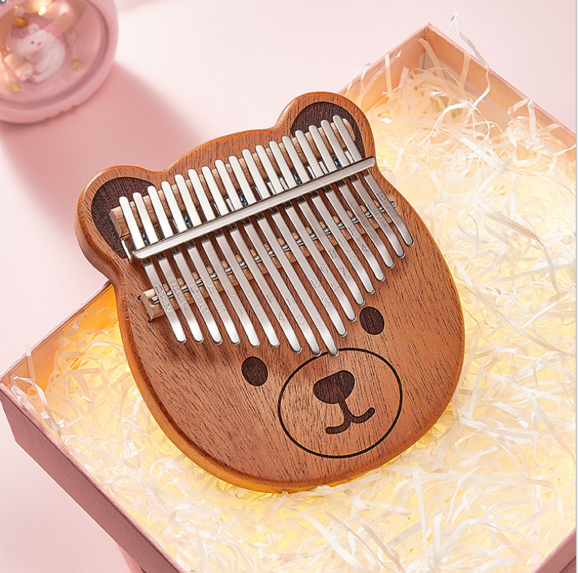 Đàn Kalimba 17 Phím gỗ mahogany M-17S Gấu Missha (Tặng Túi chống sốc bảo vệ, Búa chỉnh âm, Sticker dán note, Khăn lau, stick màu)