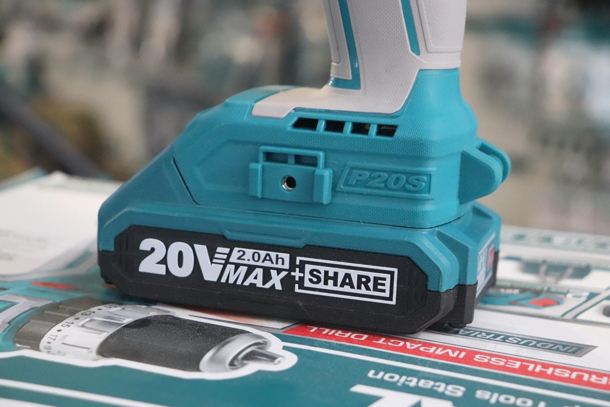 MÁY KHOAN BÚA KHÔNG CHỔI THAN DÙNG PIN 20V  TOTAL TIDLI20608 - HÀNG CHÍNH HÃNG