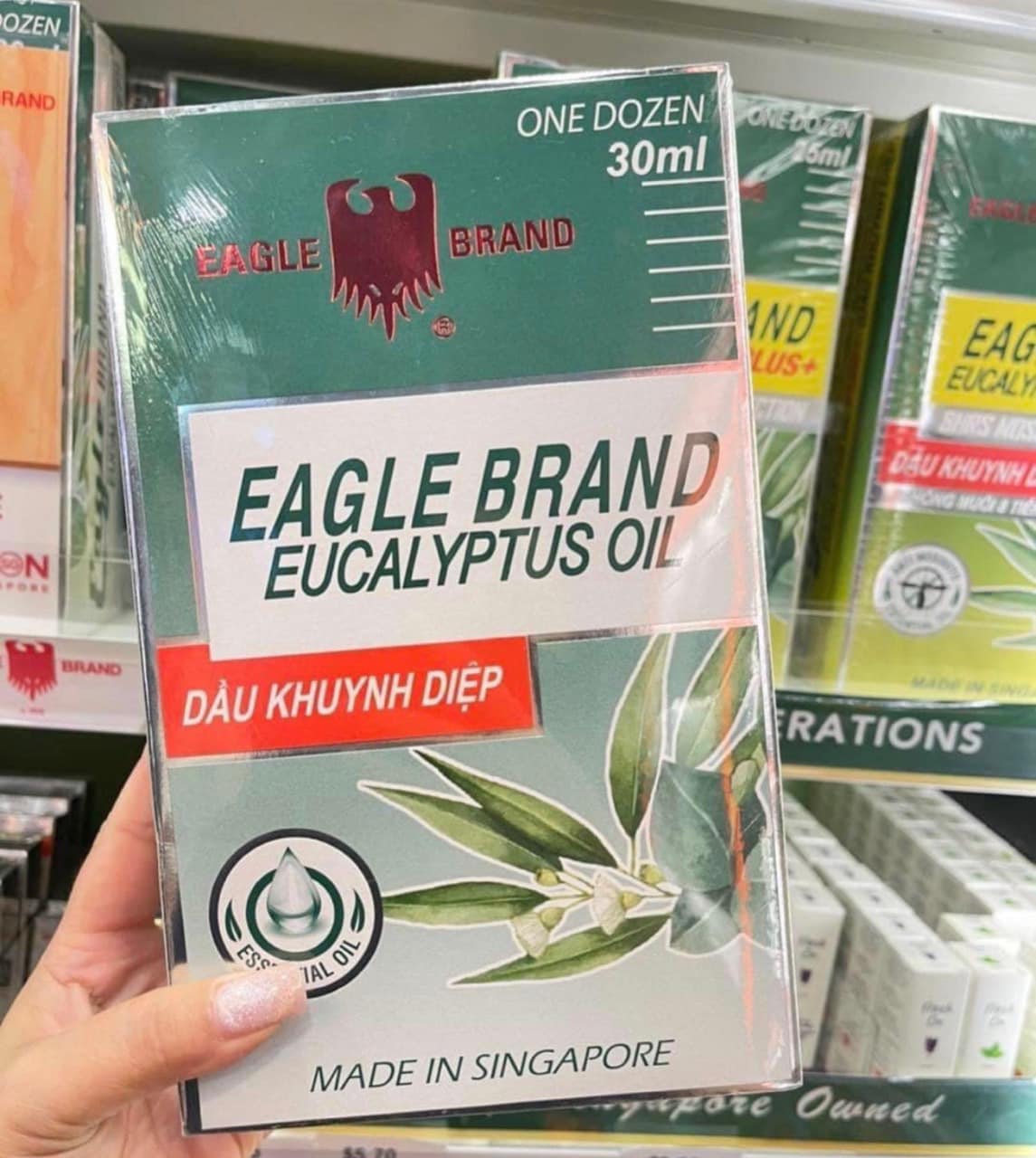 Lốc 12 chai Dầu Khuynh Diệp EAGLE BRAND EUCALYPTUS OIL 30ML- trắng ( Singgapore SX cho Thị Trường Mỹ ) ( không xuất hóa đơn đỏ )