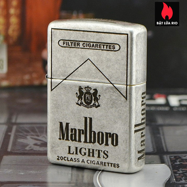 Bật Lửa Zippo Bạc Giả Cổ 121Fb Khắc Marlboro Light 5 Mặt – Zippo 121Fb.Marl