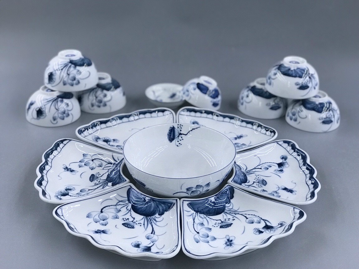 Bộ đồ ăn hoa mặt trời vẽ sen tràm sz 45cm
